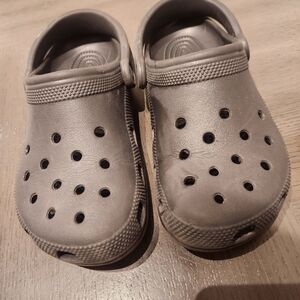 Size 4/6 black croc and 4/ 5 boys Reef